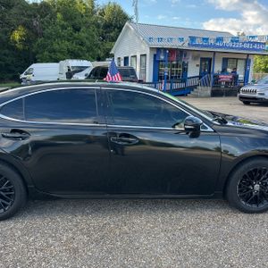 صورة 11 لـ 2018 Lexus ES 350 BASE