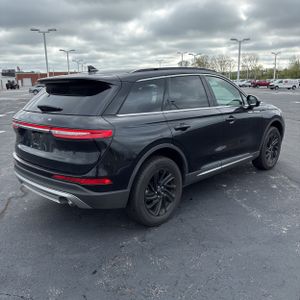 LINCOLN CORSAIR PREMIERE - 8