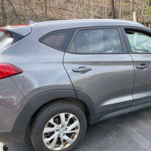 HYUNDAI TUCSON VALUE - 9