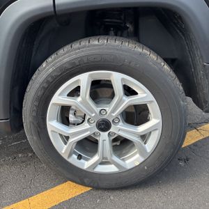 صورة مصغرة 18 لـ 2025 JEEP COMPASS LATITUDE