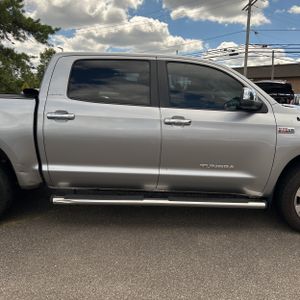 2010 Toyota TUNDRA LIMITED — фото 11