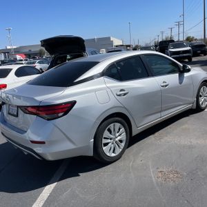 NISSAN SENTRA S - 8