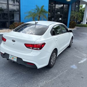 2020 KIA RIO LX photo 8