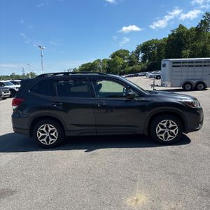 صورة 10 لـ 2019 Subaru FORESTER PREMIUM