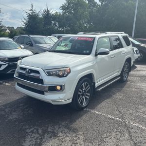 2016 Toyota 4RUNNER LIMITED photo 1