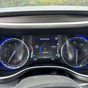 صورة مصغرة 39 لـ 2023 Chrysler PACIFICA TOURING L
