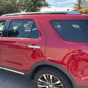 FORD EXPLORER PLATINUM - 5