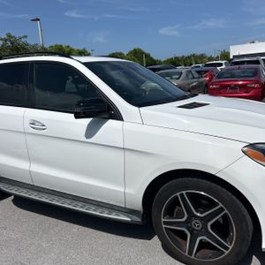 صورة مصغرة 13 لـ 2018 Mercedes-BENZ GLE