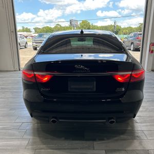 2019 Jaguar XF R-SPORT — фото 5