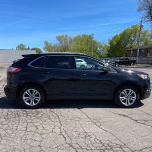 FORD EDGE SEL - 10