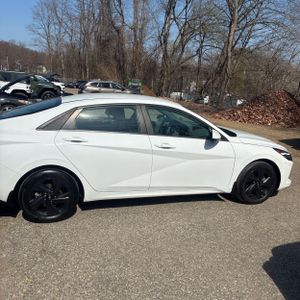 HYUNDAI ELANTRA SEL - 10