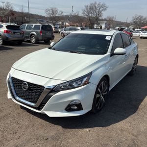 NISSAN ALTIMA 2.5 PLATINUM - 1