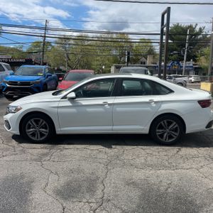 VOLKSWAGEN JETTA SE - 3