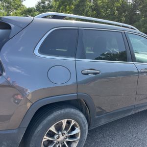 2019 JEEP CHEROKEE LATITUDE PLUS 照片 9