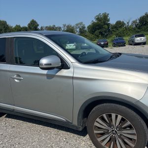 صورة مصغرة 13 لـ 2019 Mitsubishi OUTLANDER SE