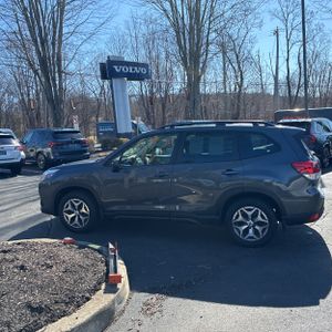 SUBARU FORESTER PREMIUM - 3