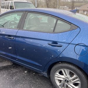 HYUNDAI ELANTRA SEL - 6