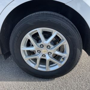 2022 Chevrolet EQUINOX LT — миниатюра 18