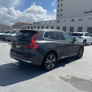 2022 Volvo XC60 B6 INSCRIPTION photo 8