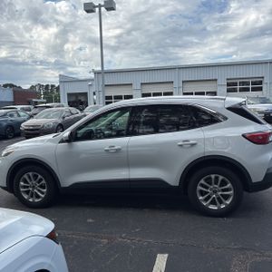 FORD ESCAPE HYBRID SE - 3