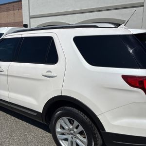 FORD EXPLORER XLT - 6