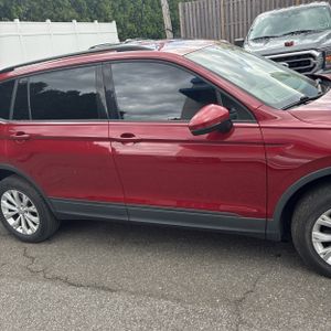 VOLKSWAGEN TIGUAN S 4MOTION - 9