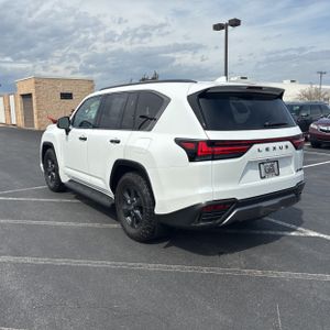 LEXUS LX 700H OVERTRAIL - 5