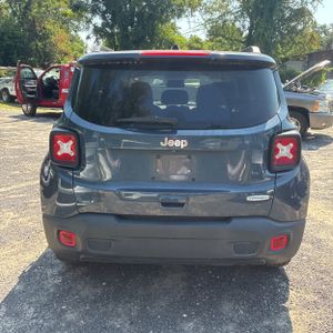 صورة 6 لـ 2021 JEEP RENEGADE LATITUDE