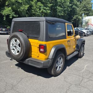 صورة 7 لـ 2019 JEEP WRANGLER SPORT S
