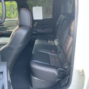 صورة مصغرة 33 لـ 2025 Nissan FRONTIER PRO-4X