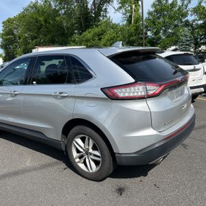 FORD EDGE SEL - 6