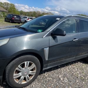 CADILLAC SRX LUXURY COLLECTION - 2