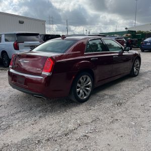 CHRYSLER 300 LIMITED - 8