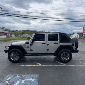 JEEP WRANGLER UNLIMITED SAHARA - 3