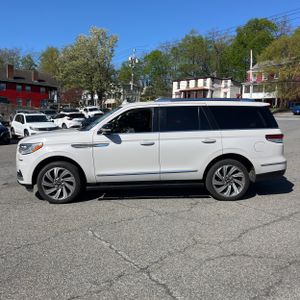 LINCOLN NAVIGATOR RESERVE - 3
