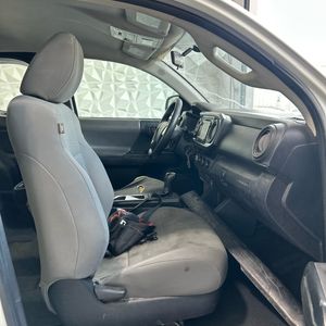 صورة 34 لـ 2017 Toyota TACOMA SR