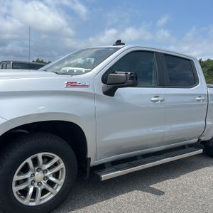 2019 Chevrolet SILVERADO 1500 LT — фото 2