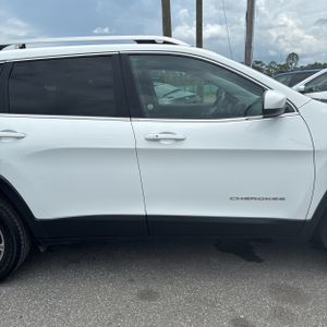 صورة مصغرة 11 لـ 2019 JEEP CHEROKEE LATITUDE PLUS