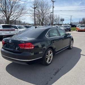 VOLKSWAGEN PASSAT TDI SEL PREMIUM - 8