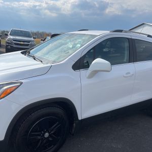 CHEVROLET TRAX LT - 2