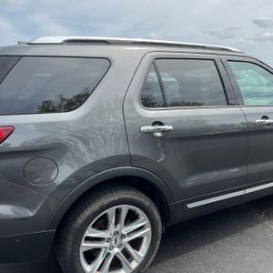 FORD EXPLORER LIMITED - 9