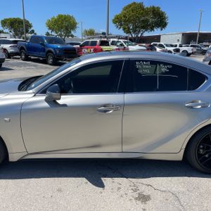 LEXUS IS 350 F SPORT - 4