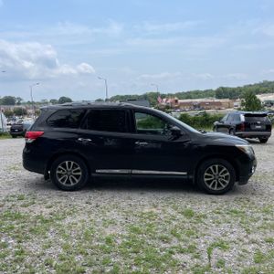 صورة 10 لـ 2016 Nissan PATHFINDER SL