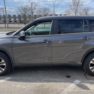 TOYOTA HIGHLANDER - 4