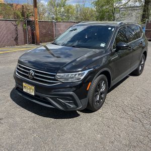 VOLKSWAGEN TIGUAN SE 4MOTION - 1