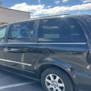 CHRYSLER TOWN & COUNTRY TOURING - 6