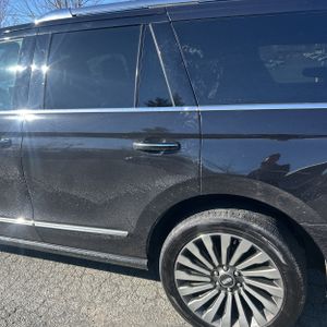 LINCOLN NAVIGATOR RESERVE - 6