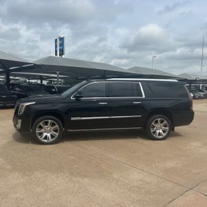 CADILLAC ESCALADE ESV PREMIUM LUXURY - 3