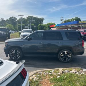 CHEVROLET TAHOE PREMIER - 3