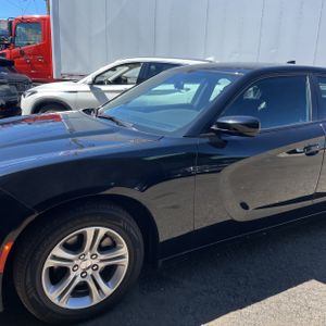 DODGE CHARGER SXT - 2